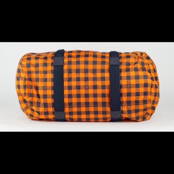 Louis Vuitton adventure practical duffle - Picture 6 of 10